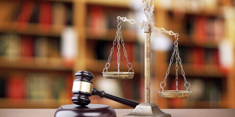 جمہوریت کی بنیاد عدل