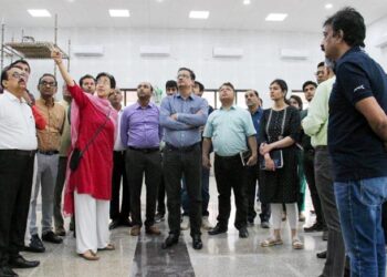 کجریوال نے دہلی الیکٹرک ریگولیٹری کمیشن کو ڈسکام کا سی اے جی آڈٹ کرنے کا حکم دیا