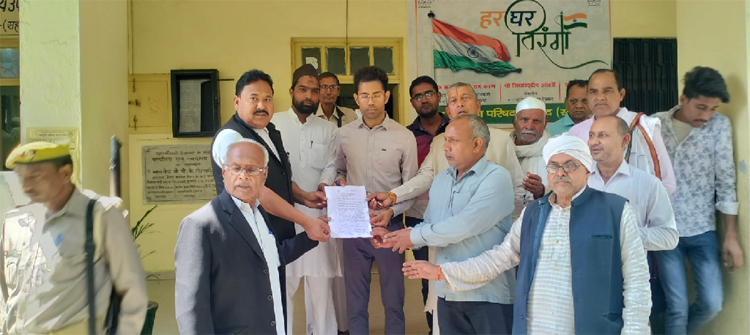 کسان نیائے مورچہ نے وزیر اعلیٰ کو بھیجا میمورنڈم