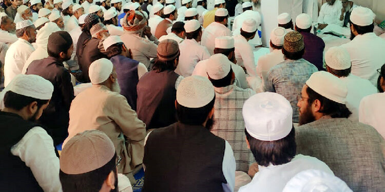 مدرسہ امینیہ کشمیری گیٹ دہلی میں درس ختم بخاری میں مولانا ارشد مدنی کی شرکت