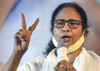 ممتا نے دیا”ایکلا چلو کا نعرہ“