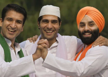 کوئی ہے ہندو مسلم کو کہ جو شیر و شکر کر دے