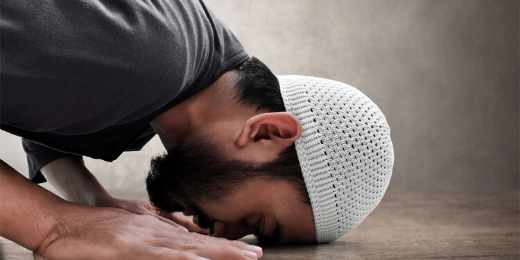 عشق تو بس یہی ہے ، باقی سب شر ک ہے