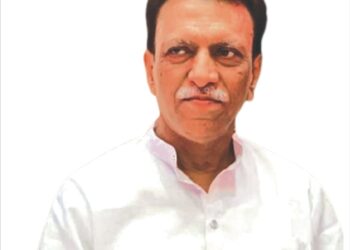 راہل گاندھی ہیں، ’ساورکر‘ نہیں جو معافی مانگیں گے: سید ناصر جاوید