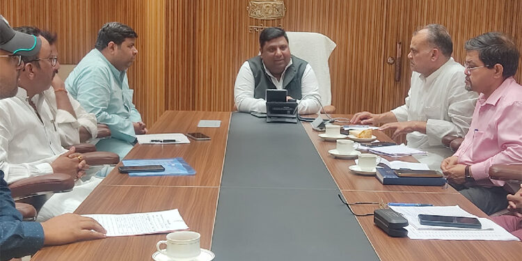 رمضان میں صبح و شام پانی کی فراہمی یقینی بنائی جائے: عمران حسین