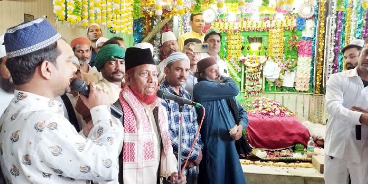 سید بدرالدین کے سہ روزہ عرس میں خصوصی دعا کرائی گئی