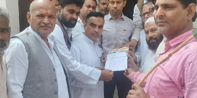 کانگریس نے بھیجا صدر جمہوریہ کو میمورنڈم