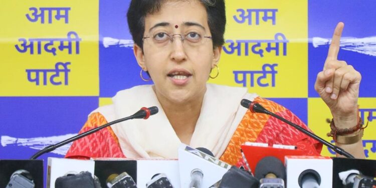 اروند کیجریوال نے مودی جی کی ناکامی اور بدعنوانی کو ملک کے سامنے رکھا