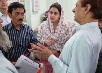 عازمین حج  کو میڈیکل سرٹیفکیٹ بنوانے میں دشواریوں کا سامنا