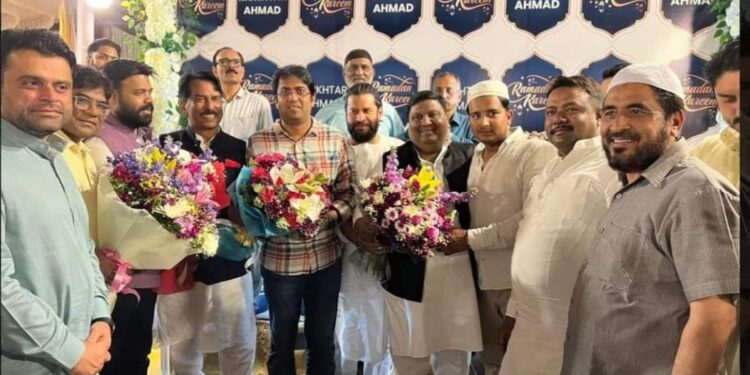 دہلی حج کمیٹی کے سابق چیئرمین مین مختار احمد  کی جانب سے افطار پارٹی کا اہتمام