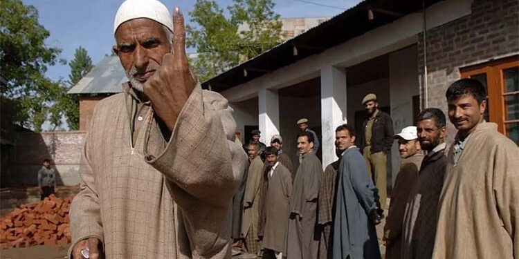 ملک بھر میں کشمیری مائیگرینٹ پنڈت ووٹروں کے اندراج کیلئے ٹیمیں تشکیل دیں