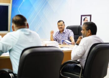 دہلی حکومت نے مزدوروں کو مفت بس پاس دینے کا اعلان کیا