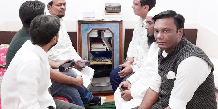 کیجریوال حکومت بنگالی مارکیٹ مسجد کو دوبارہ تعمیر کرے