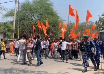 سخت حفاظتی انتظامات کے درمیان جہانگیر پوری میں شوبھا یاترا، علاقہ چھاؤ نی میں تبدیل
