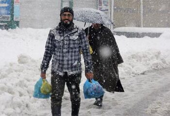 موسمی صورتحال میں پھر تبدیلی، موسلا دھار بارش اور ہلکی برفباری درج