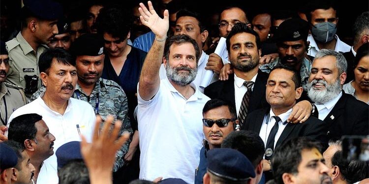 کانگریس اپنا بویاہی کاٹ رہی ہے