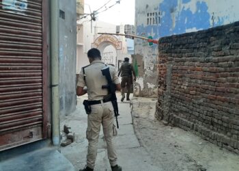 وارث علی گنج محلہ اتر بازار کے پریشان حال مسلمانوں کی مجلس العلماء والامہ ضلع نوادَہ نے آئینی و قانونی مدد پہونچائی:  آفس سیکریٹری