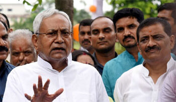 خون تو خون ہے ٹپکے گا تو جم جائے گا