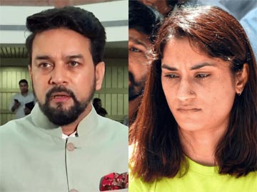 انوراگ ٹھاکر نے معاملہ کو دبانے کی کوشش کی، ونیش پھوگاٹ