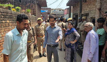 بھیم  راؤ امبیڈکرکامجسمہ نصب کرنے پر دوطبقوں کے درمیان کشید گی