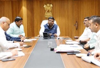 کابینہ کے وزیر عمران حسین نے ڈی جے بی کو بلیماران  کے علاقے میں بلاتعطل پانی کی فراہمی کی ہدایت کیں