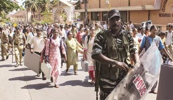 کرناٹک میں ووٹنگ آج، وزیر اعظم کا ووٹروں کے نام خط