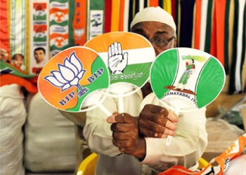 کرناٹک کے سیاسی سمندر میں زبردست طوفان ،زبانی گولیاں بھی چل رہی ہیں اور گالیوں کا تبادلہ بھی ہو رہا ہے