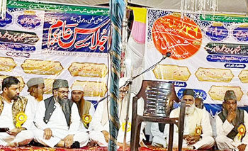 دینی مکاتب اسلام کے مضبوط قلعےاور شریعت اسلامیہ کے امین وپاسبان ہیں :وصی اللہ مدنی