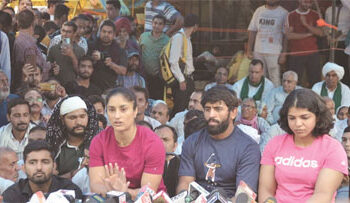 بھارتی پہلوان کھیل میں جنسی ہراسانی کیخلاف سراپا احتجاج