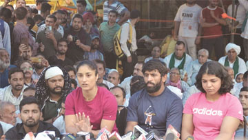 بھارتی پہلوان کھیل میں جنسی ہراسانی کیخلاف سراپا احتجاج