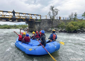 مشہور سیاحتی مقام پہلگام میں رافٹنگ بوٹ حادثے کی شکار ،سیاح جوڑے کی موت