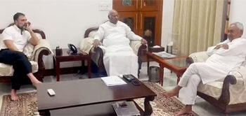 نتیش کمارکی ملکارجن کھڑگے اور راہل گاندھی سے ملاقات