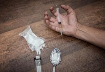 نوجوانوں میں نشہ خوری کا بڑھتا رجحان