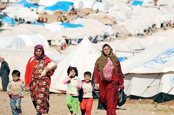 شکم کی آگ لیے پھر رہی ہے شہر بہ شہر