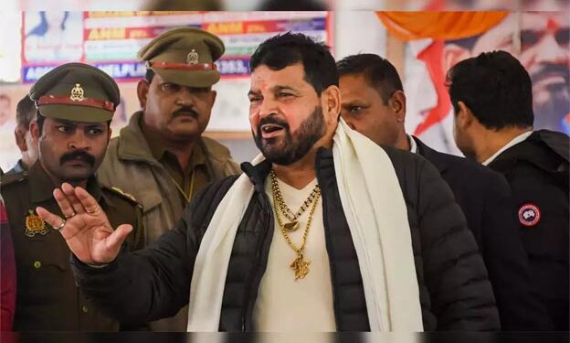 برج بھوشن کی معصوم سیاست