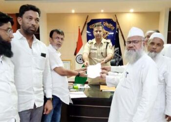 جمعیۃ علما ء (ارشدمدنی) کے وفد کی ایس پی راکیش اولا سے ملاقات بے گناہ مسلمانوں کی رہائی کا مطالبہ