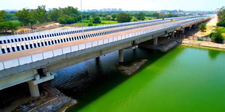 کیجریوال حکومت دہلی کو ‘جھیلوں کا شہر’ بنانے میں مصروف، نجف گڑھ ایس ٹی پی جھیل میں گرمی سے راحت ملنے سے دہلی والوں کو راحت کے لمحات ملیں گے: سوربھ بھاردواج