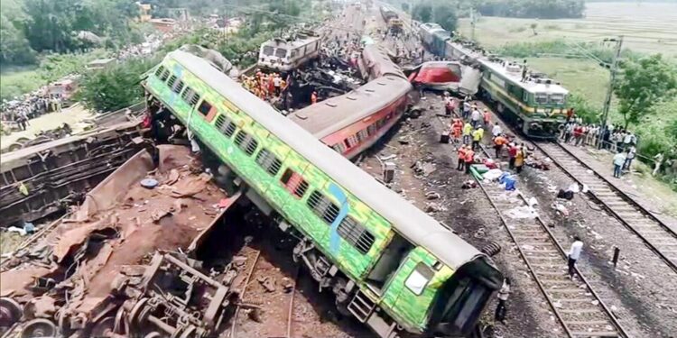 بالاسور ٹرین حادثہ کا ذمہ دار کون؟