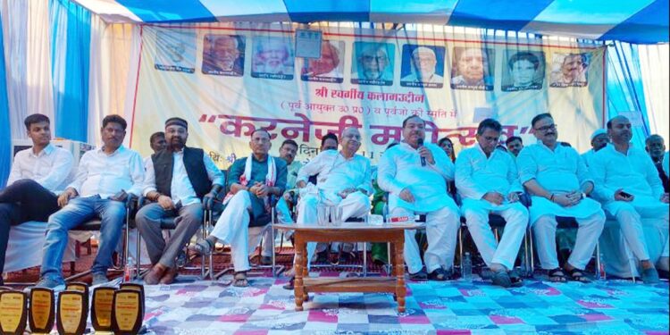 ”کرنیجی فاؤنڈیشن“ میں بہار کے کابینی وزیر آلوک مہتا، علی اشرف فاطمی سمیت کئی اہم لیڈران کی شرکت، بہار کے کسی گاؤں میں ہونے والا پہلا مہوتسو