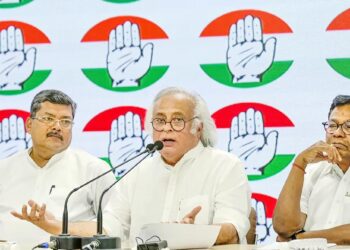 مودی کو منی پور کی صورتحال پر اپنی خاموشی توڑنی چاہئے : کانگریس