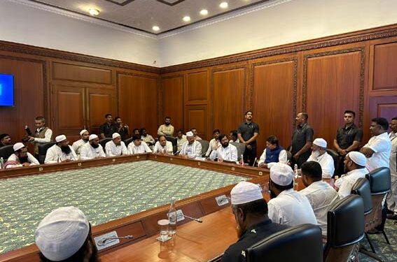 جمعیۃ علماء مہاراشٹر کے نمائند ہ وفد کی وزیر اعلی مہا راشٹر ایکناتھ شندے سے ملاقات