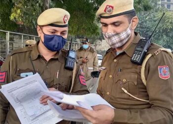 فرقہ وارانہ ماحول سے نمٹنے کے لئے پولس اہلکاراپنے صوابدید سے لیں گے فیصلہ