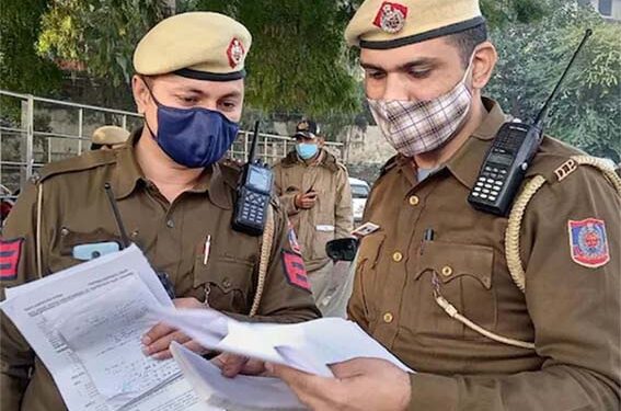 فرقہ وارانہ ماحول سے نمٹنے کے لئے پولس اہلکاراپنے صوابدید سے لیں گے فیصلہ