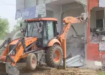 بلڈوزر کی غیر قانونی انہدامی کاروائی سے باز آئیں ریاستیں