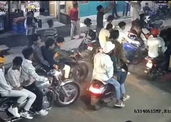 نند نگری میں جلوس کے دوران ہنگامہ، دو زخمی