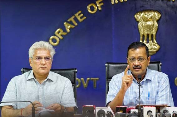 دہلی میں ایپ پر مبنی پریمیم بس سروس شروع کی جائے گی: کجریوال