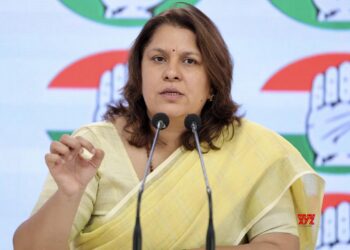 شیوراج حکومت نے شرح نمو میں مبینہ طورپربہت بڑا گھپلہ کیا: سپریہ شرینیت