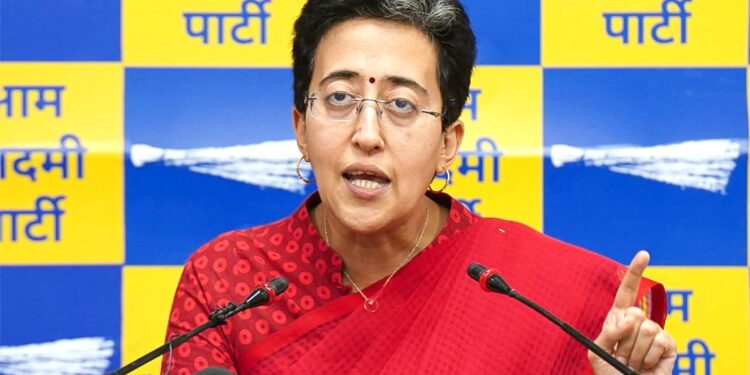 منیش سسودیا کی ضمانت مسترد کرنے کا فیصلہ مکمل طور پر سماعت کے خلاف ہے:آتشی