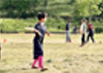 قدامت پسند تصورات میں قید کر دی گئی عورت