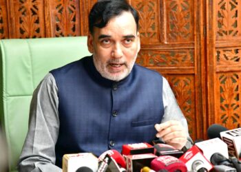 دہلی حکومت ایک ماہ تک کھلےمیں آگ جلانےکے خلاف